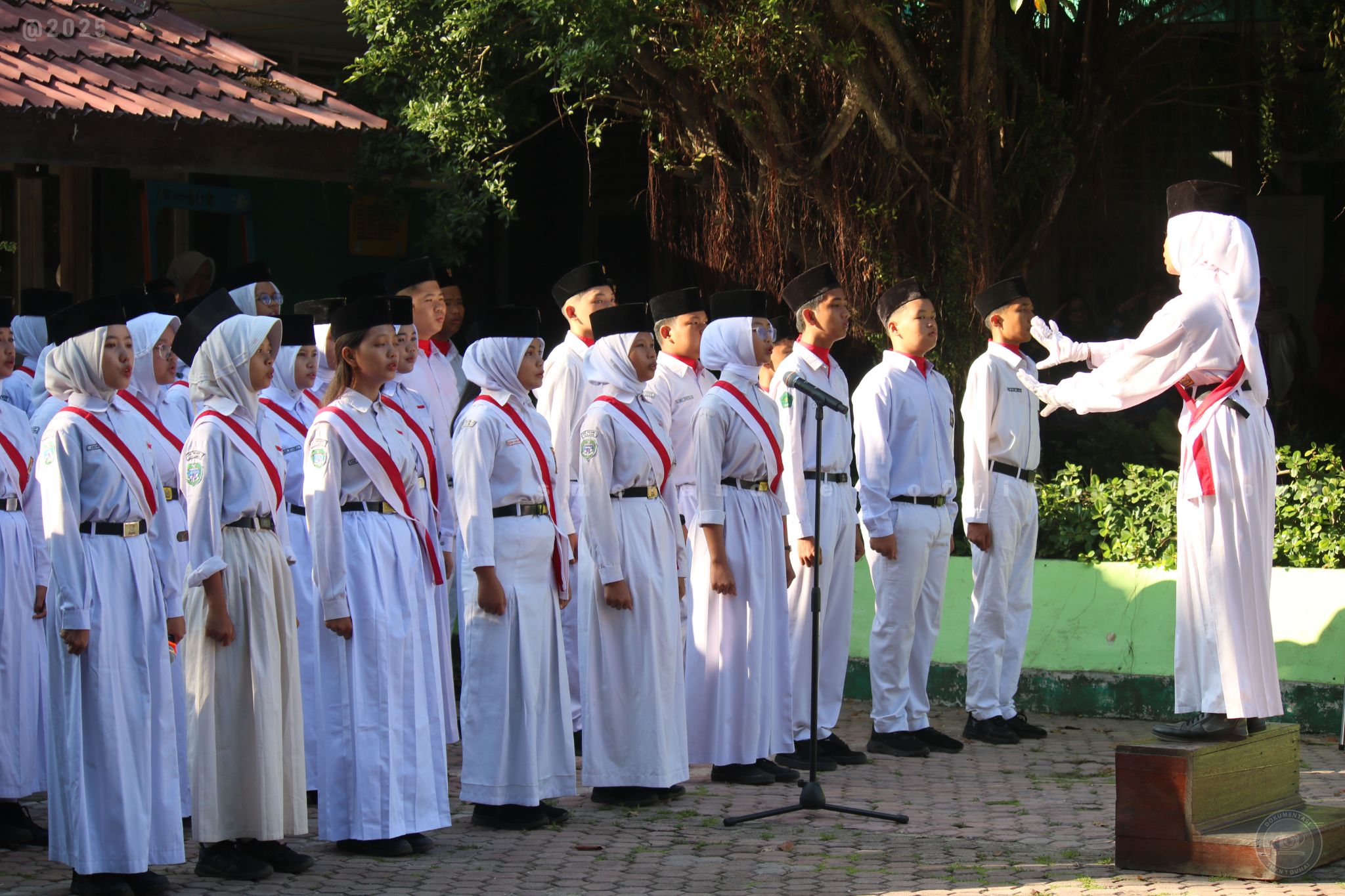 Pengeibaran bendera 09